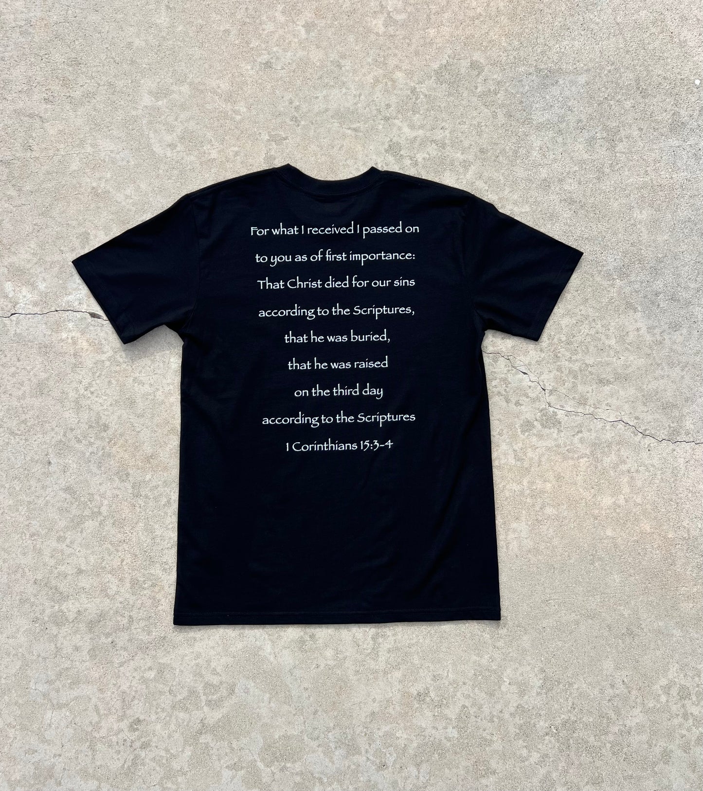 1 Corinthians 15:3-4 T-Shirt